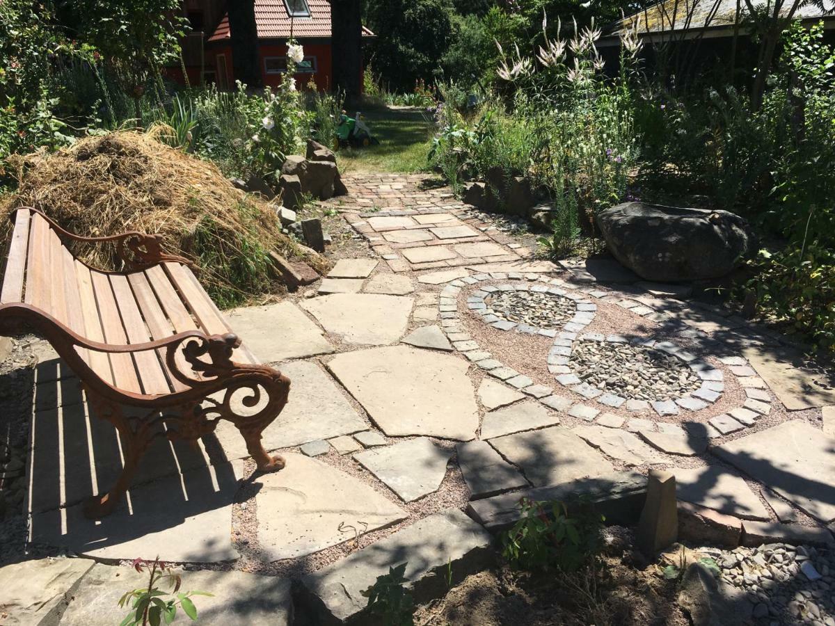 Kleine Villa Im Wilden Garten 古默斯巴赫 外观 照片